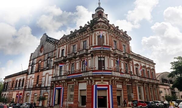 Capasa duplicó sus pérdidas y sigue operando