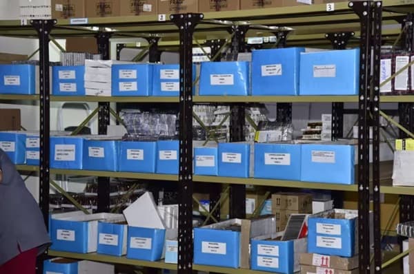 IPS busca saldar millonaria deuda con farmacéuticas