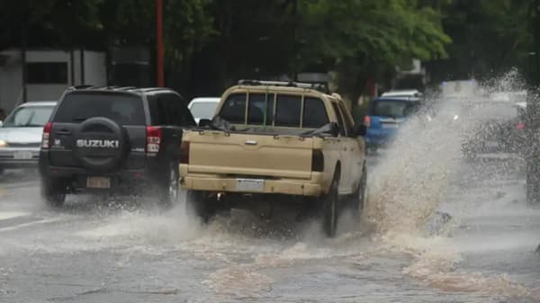 Calor intenso y tormentas eléctricas en Paraguay