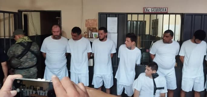 Expulsan a líderes del PCC tras megaoperativo en cárceles