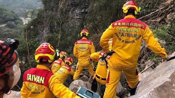 Terremoto en Taiwán: Decenas de personas atrapadas en túneles
