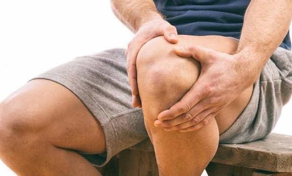 Vitaminas clave para combatir el dolor de rodilla de forma natural