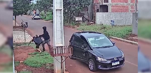 Duro de matar: joven resiste atropello y balazos en ataque sicario