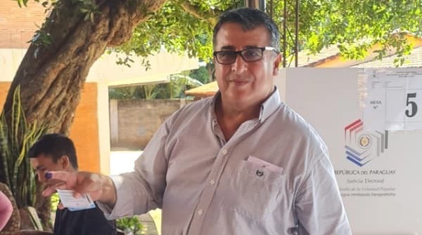 Ex funcionaria denuncia acoso sexual del intendente de Acahay