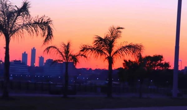 Martes caluroso con baja probabilidad de lluvias