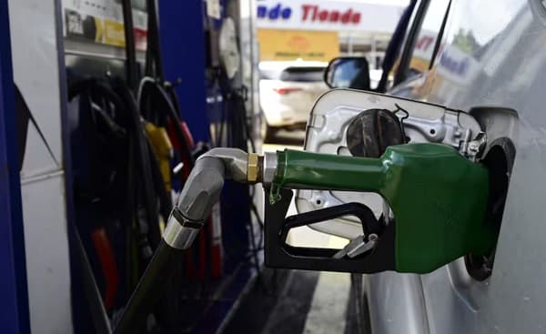 Petropar a la espera de decisión presidencial sobre posible ajuste en precios de combustibles