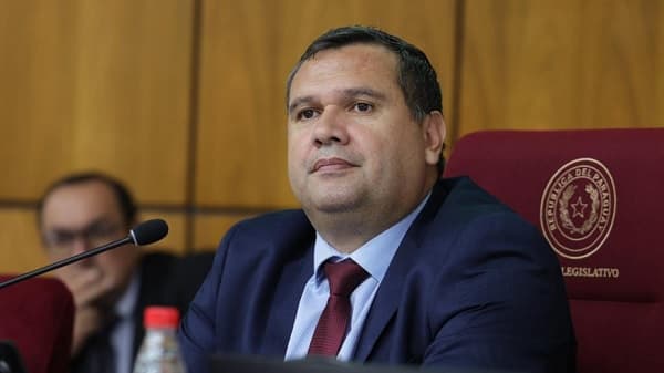 Derlis Maidana, posible nuevo líder de la bancada cartista en el Senado