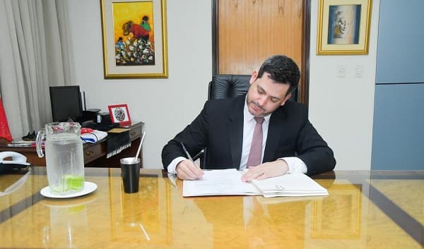 Polémica por omisión de comisión clave en ley de ONG