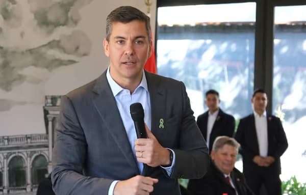 Peña destaca logro de Paraguay en grado de inversión