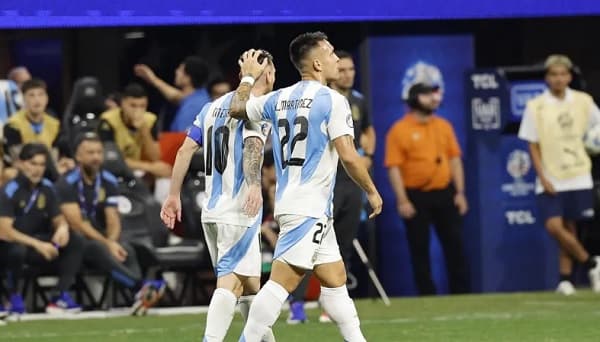 Argentina inicia la Copa América con victoria contundente
