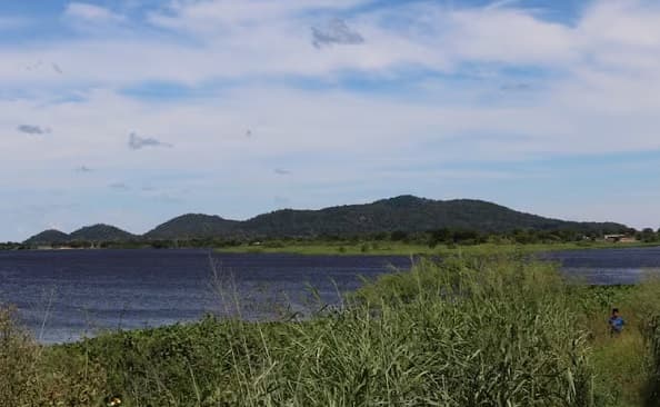 MOPC concede explotación minera en tierras indígenas del Chaco