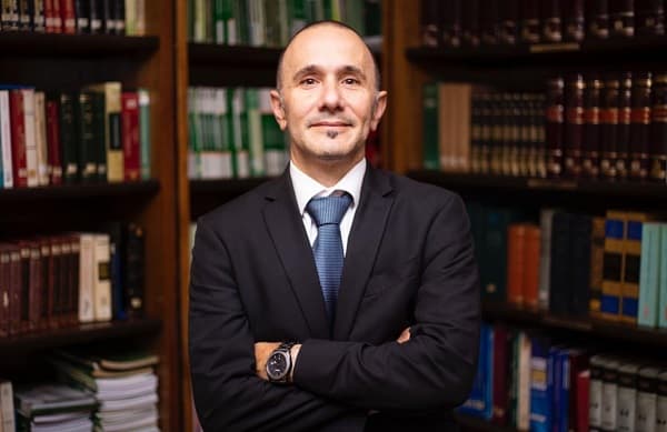 Juez Diego Moreno alerta sobre incumplimiento de sentencias