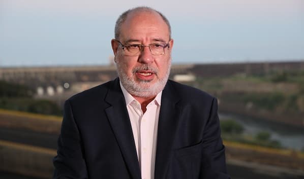 Itaipú: familiares de políticos con sueldos millonarios sin concurso