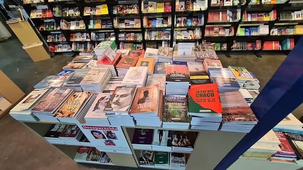 Paraguay celebra el Día del Libro honrando su primer manuscrito