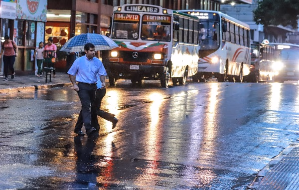 Meteorología prevé jueves caluroso y con tiempo inestable