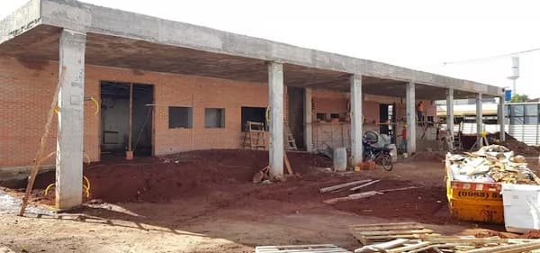 Avanza la construcción del pabellón de nefrología en Hernandarias