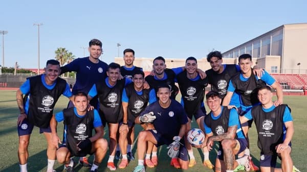 La Albirroja busca sorprender a Colombia en su debut copero