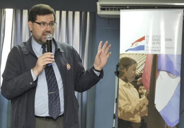 Exministro Luis Riart cumple condena en Agrupación Especializada