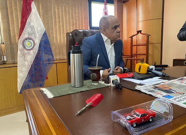 Bachi Núñez confirma nombramiento de Javier Zacarías Irún en Asuntos Constitucionales