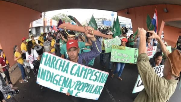 FNC critica omisión de reforma agraria en informe presidencial de Peña