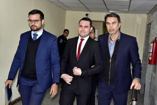 Hernán Rivas solicita reducción del plazo de investigación en caso de título falso