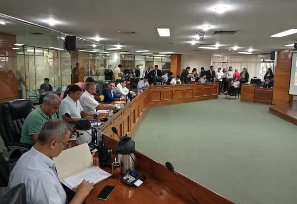 Asunción debate préstamo millonario: Polémica en la Junta Municipal