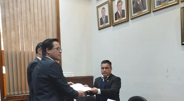 Cones denuncia a jueza ante JEM por habilitación irregular de carrera de medicina