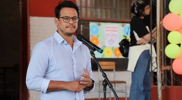 Nelson Mora y tres funcionarios más, apartados por el interventor en la Municipalidad de Asunción