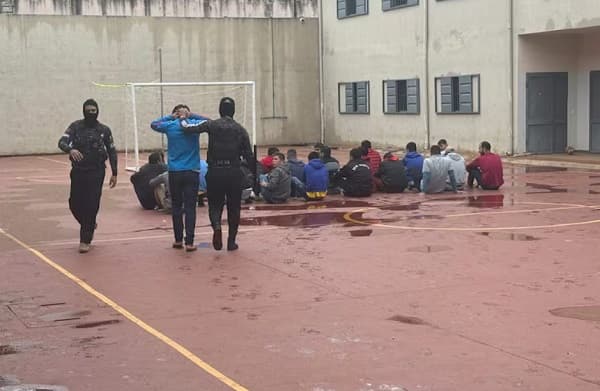Amotinamiento en nuevo penal de Minga Guazú: internos reclaman mejores condiciones