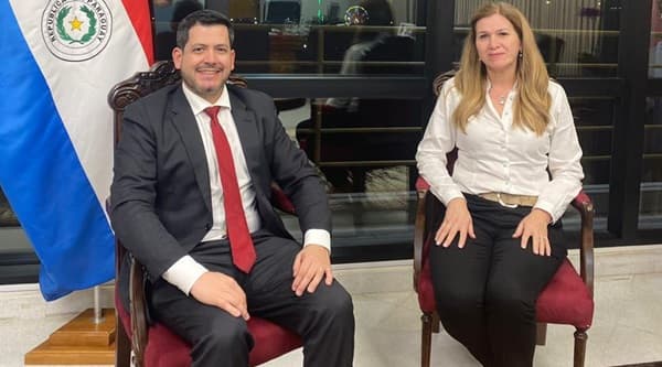 Cartismo rechaza interpelar a ministra de Salud por crisis en Incan