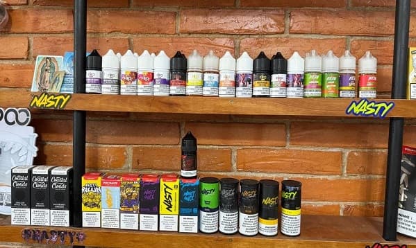 Dinavisa incauta vapeadores ilegales con exceso de nicotina