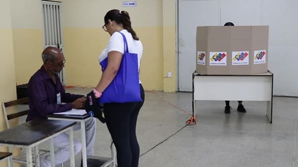Empresa de software electoral venezolano opera en Paraguay