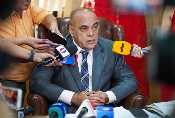 Núñez asegura que candidatura de Alliana no es por presión política