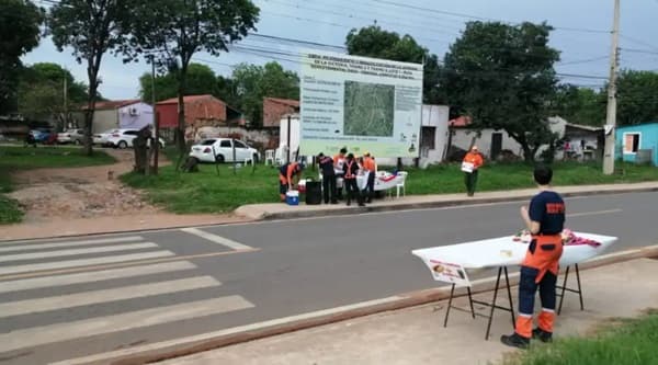 Vecinos de Reducto protestan contra desalojo de bomberos