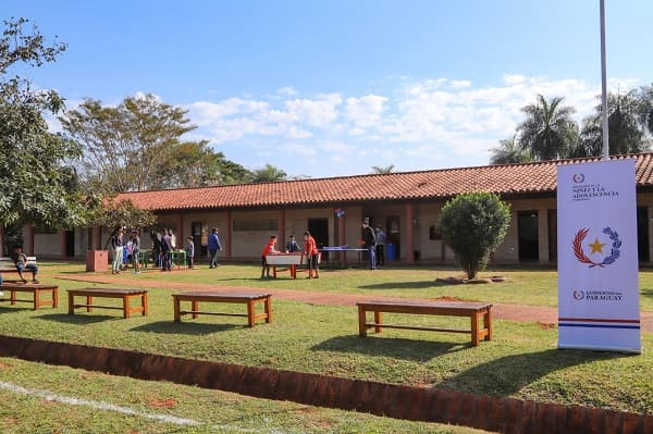 MINNA renueva Centro Ñemity en el Día del Niño