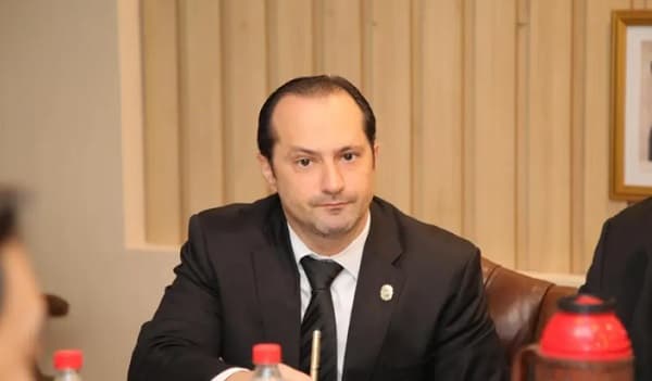 Senad rompe con la DEA: una decisión polémica y confusa