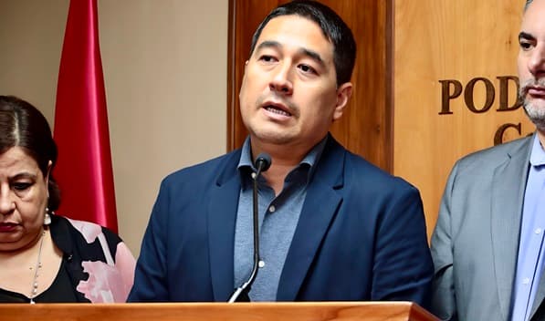 Nakayama acusa silencio de Peña ante caso de corrupción en JEM