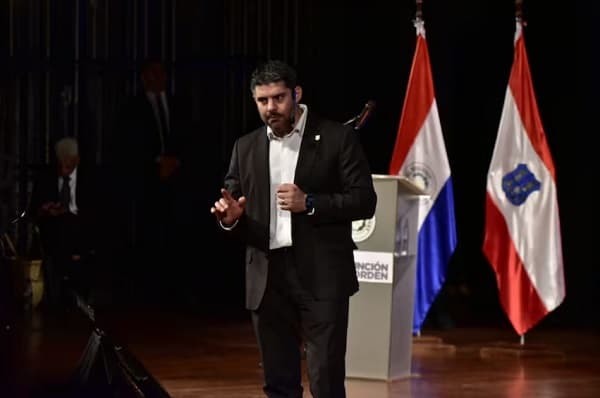 Diputados oficialistas blindan a “Nenecho” en caso Costanera