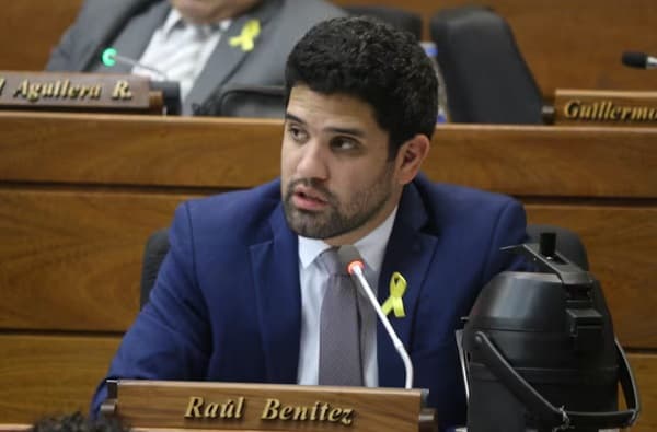Raúl Benítez denuncia violación de reglamento del cartismo