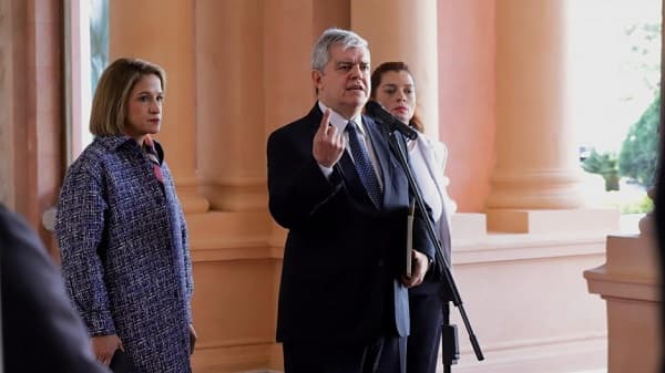 Riera, favorito para jefatura de gabinete tras renuncia de Giménez