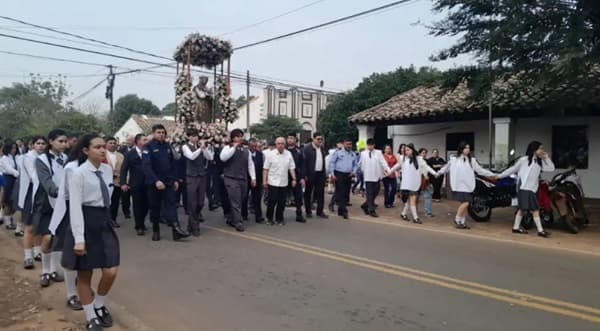Celebran con fervor a Santa Rosa de Lima en Misiones