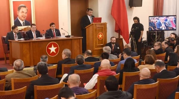 La ANR: Entre la crítica a Maduro y la defensa de Stroessner