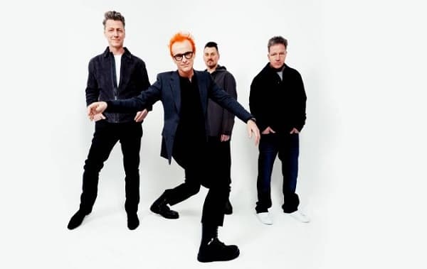 Travis debuta en Paraguay con gira “Raze the Bar” en noviembre