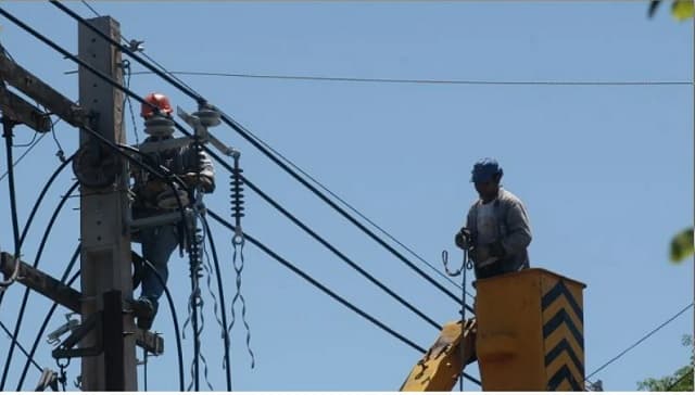 Más de 20.000 usuarios afectados por fuera de servicio de la ANDE