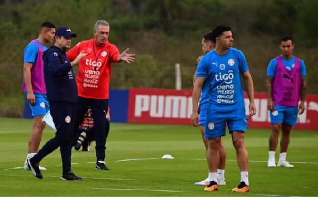 Albirroja: Alfaro confirmó onceno