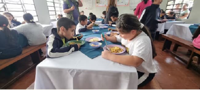 Se suspende almuerzo escolar en San Juan Bautista afectando a 644 alumnos