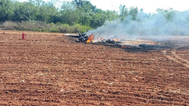 Avioneta se estrella e incendia en Tava'i, Caazapá, sin dejar víctimas