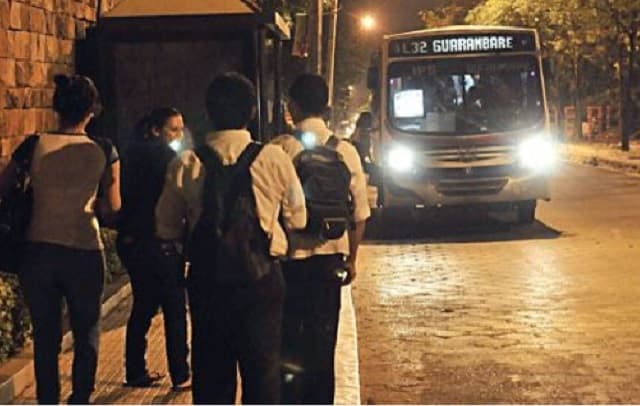 Viceministro pide apoyo policial para seguridad estudiantil en horario de verano