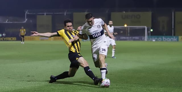 Guaraní y Olimpia empatan sin goles en clásico añejo en Dos Bocas