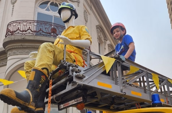 Niños serán “Bomberos por un día” este domingo en Asunción